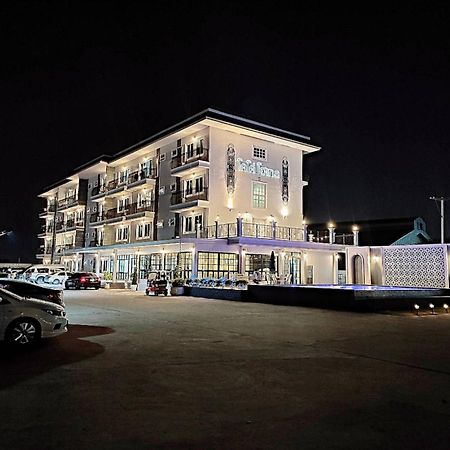 โคโค่ โฮเทล Koco Hotel Nakhon Ratchasima Exterior photo