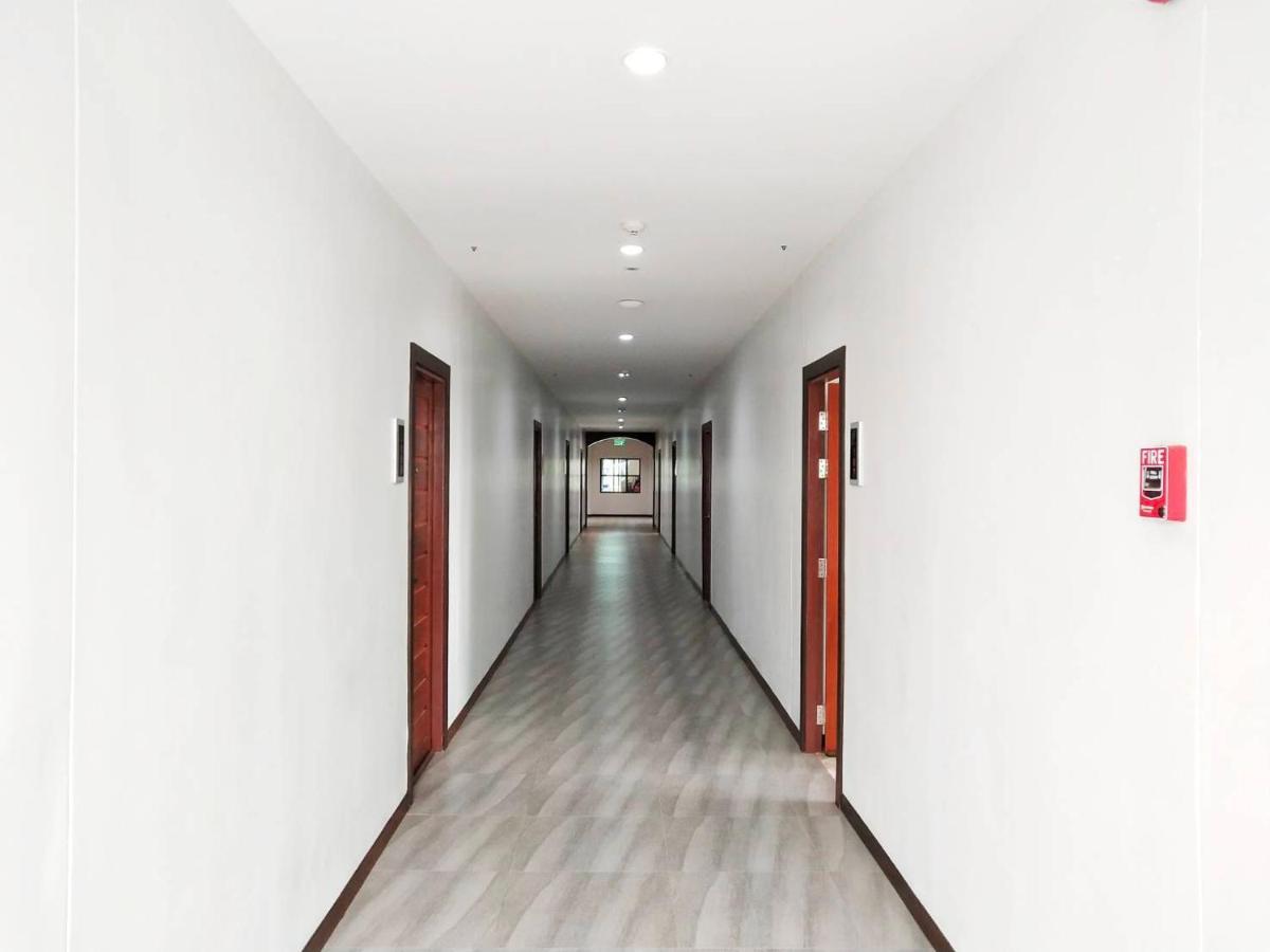 โคโค่ โฮเทล Koco Hotel Nakhon Ratchasima Exterior photo